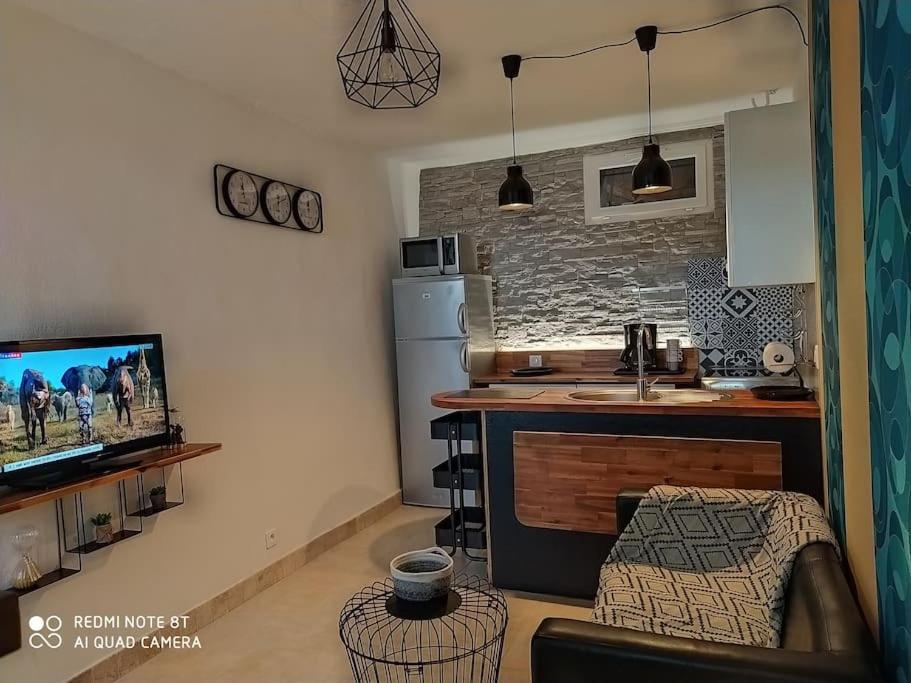 Duplex Avec Jardin, Proche Village Calenzana Exterior photo